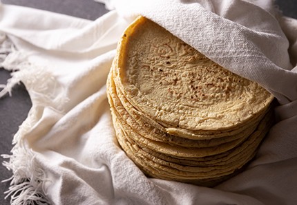 SHEINBAUM BUSCARÁ BAJAR EL PRECIO DE LA TORTILLA UN 10% Y ASÍ PLANEA LOGRARLO